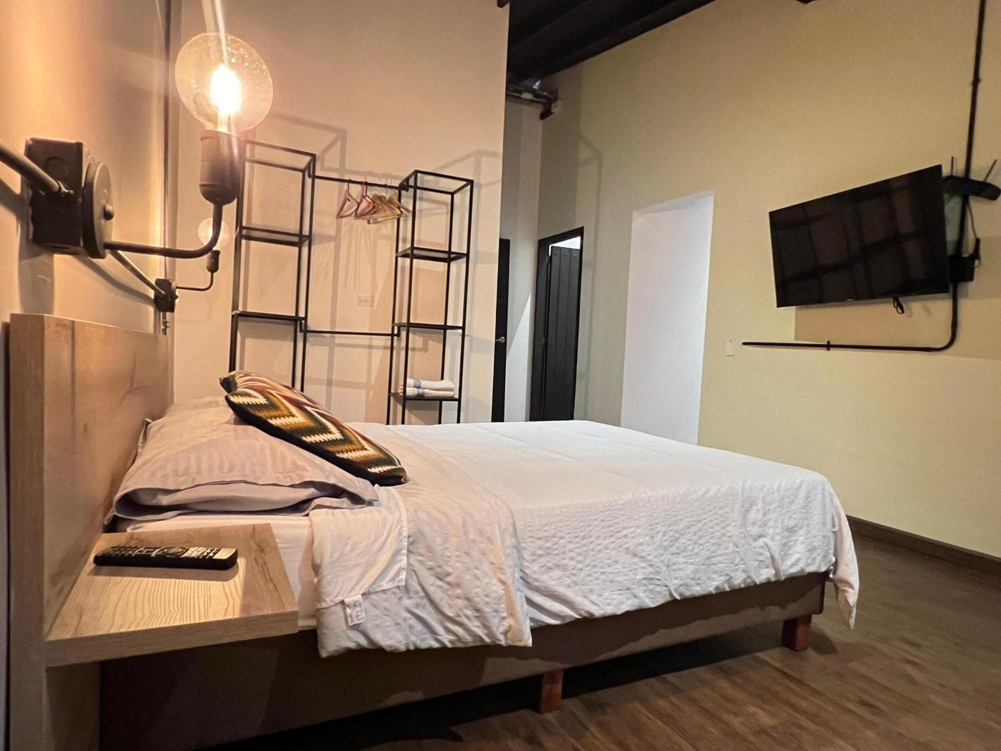 Frn103 In Poblado Near Envigado *